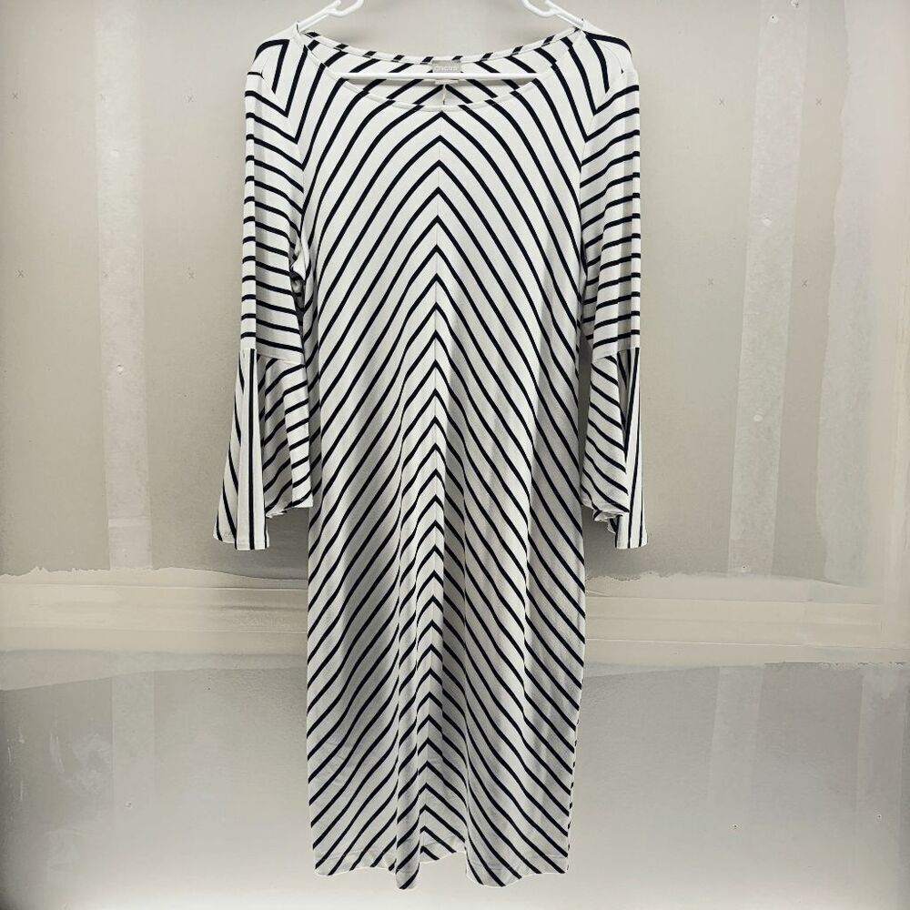 Chico’s Black White Stretch V Stripe Bell Sleeve Jersey Dress Size Small 4/6